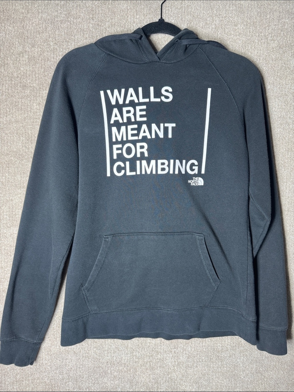THE NORTH FACE Walls Are Meant For Climbing Black Hoodie w/Kangaroo Pocket Large